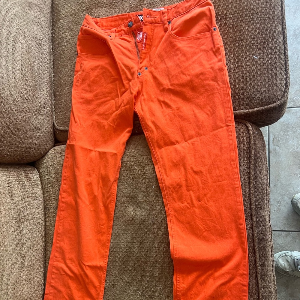 Orange jeans (woman)